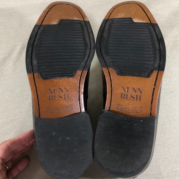 NunnBush Men’s Burgundy Wingtip/Brouges Oxfords - Picture 7 of 8